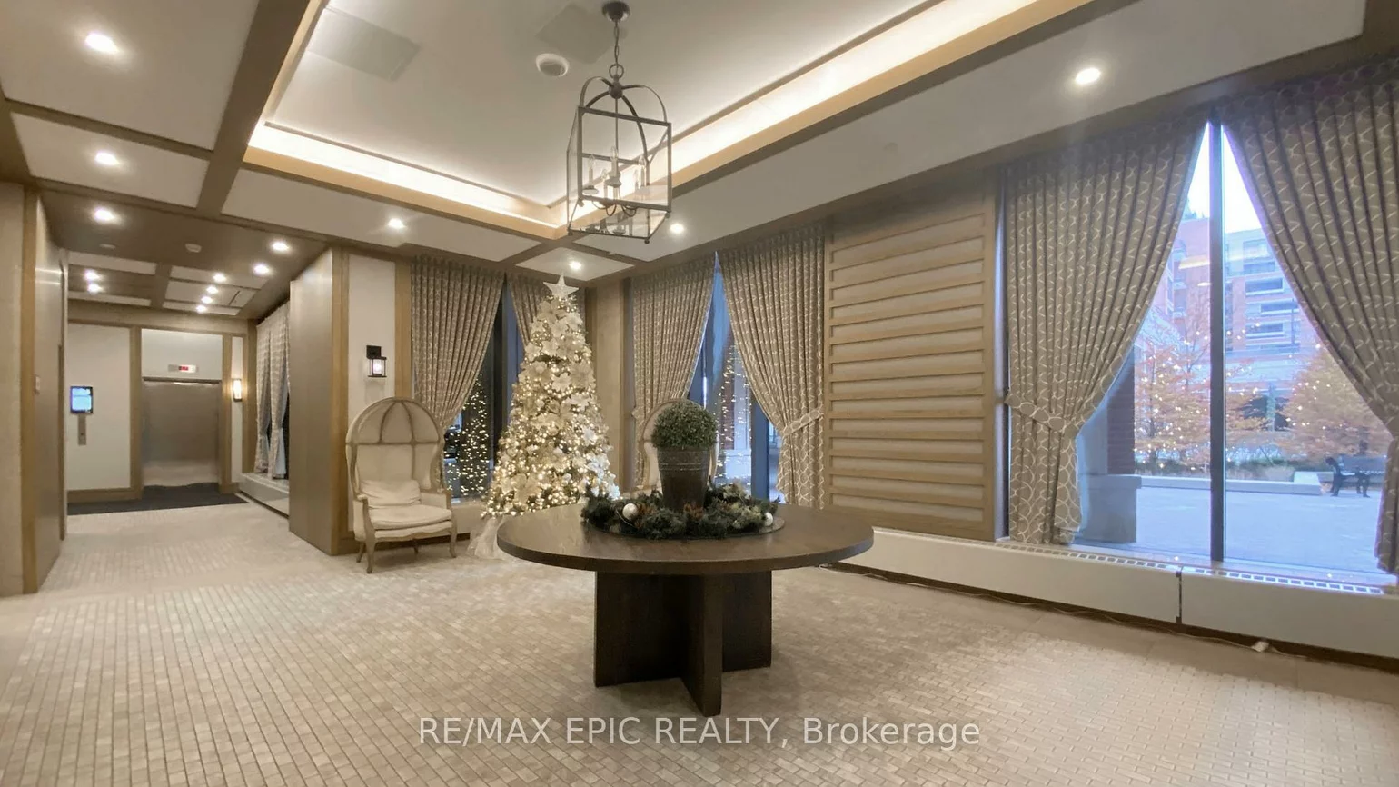 830, Lawrence, Yorkdale-Glen Park, Toronto