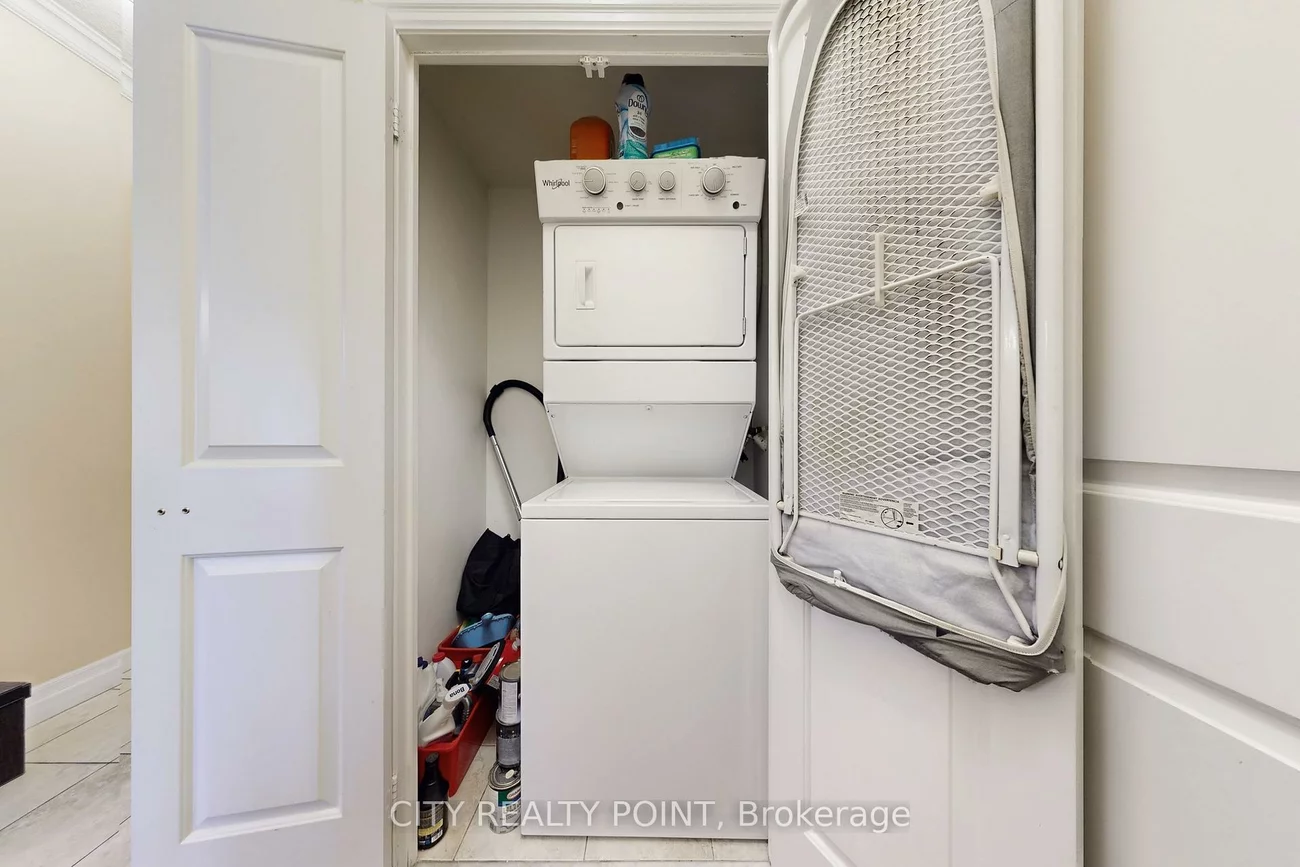 58, Marine Parade, Mimico, Toronto