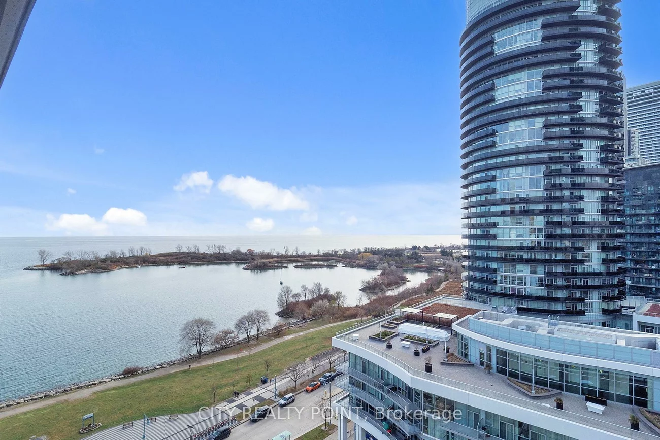 58, Marine Parade, Mimico, Toronto