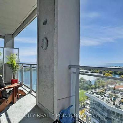 58, Marine Parade, Mimico, Toronto