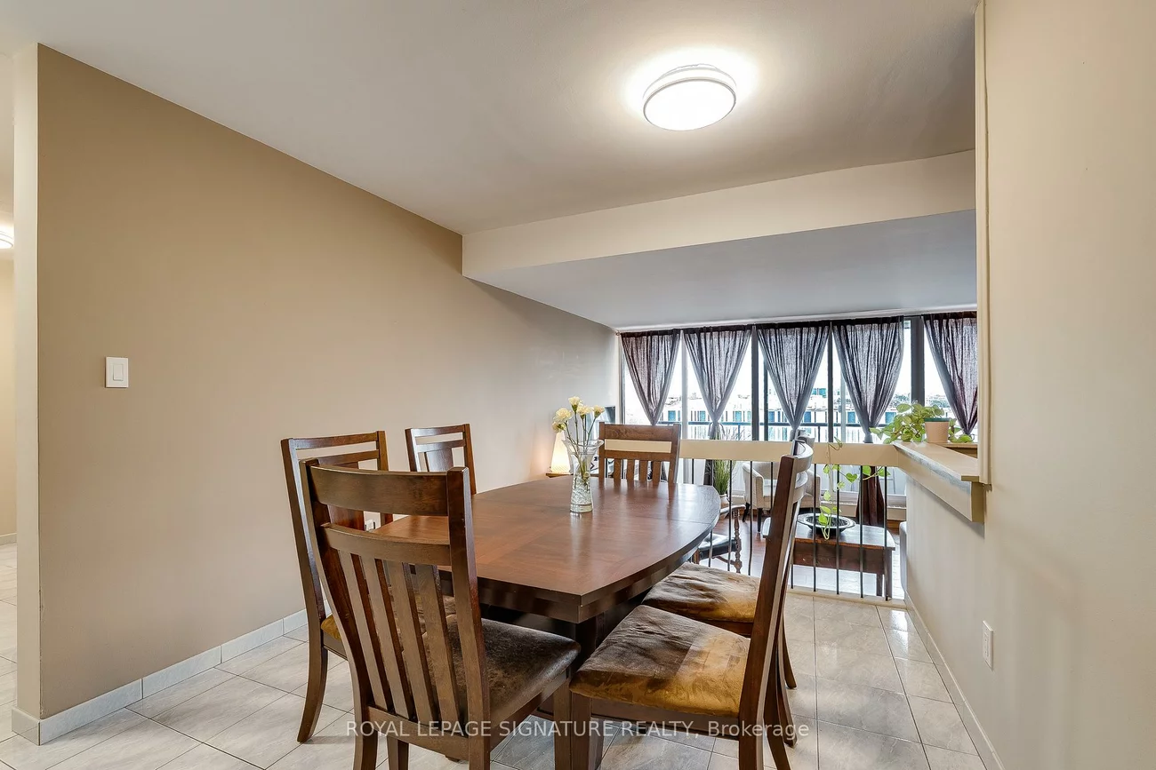 1, Four Winds, York University Heights, Toronto