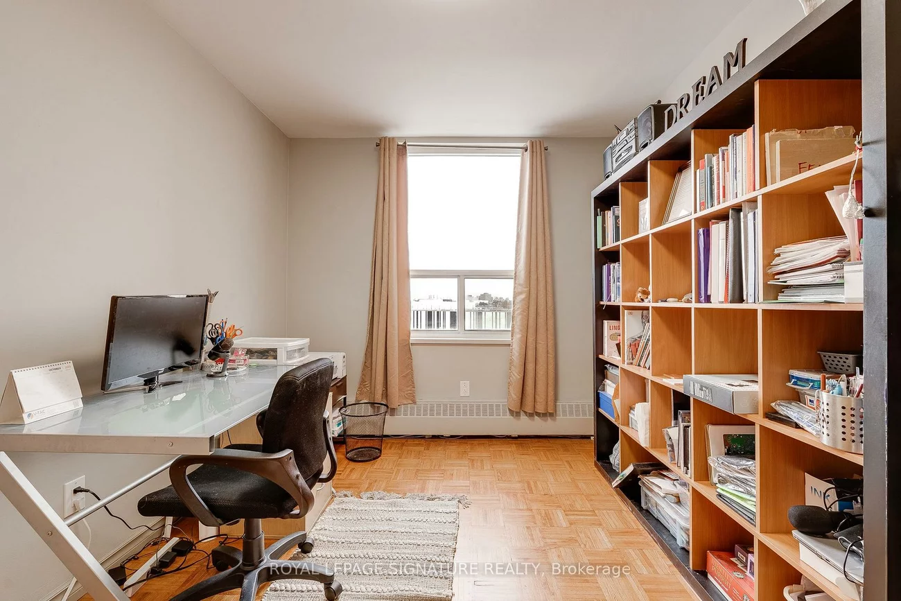 1, Four Winds, York University Heights, Toronto