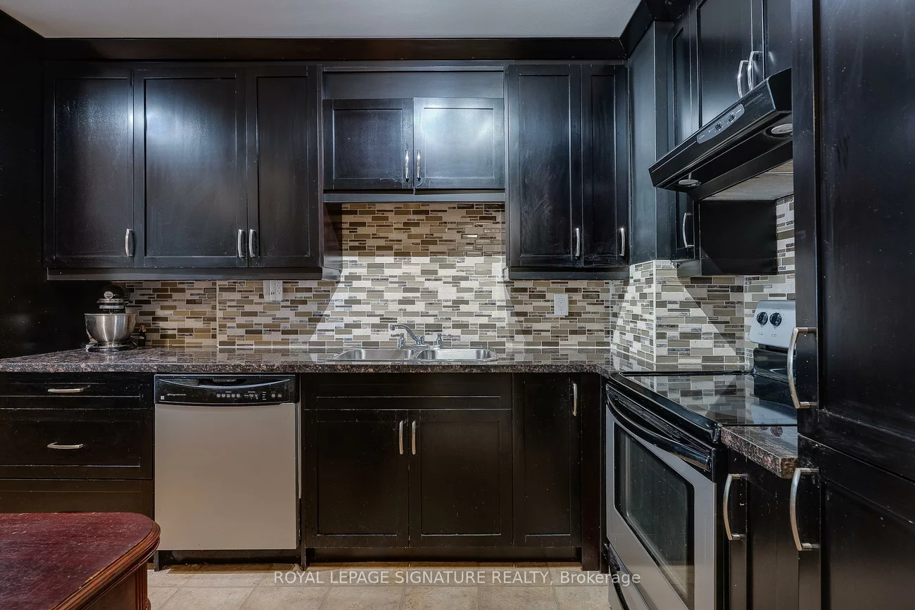 1, Four Winds, York University Heights, Toronto