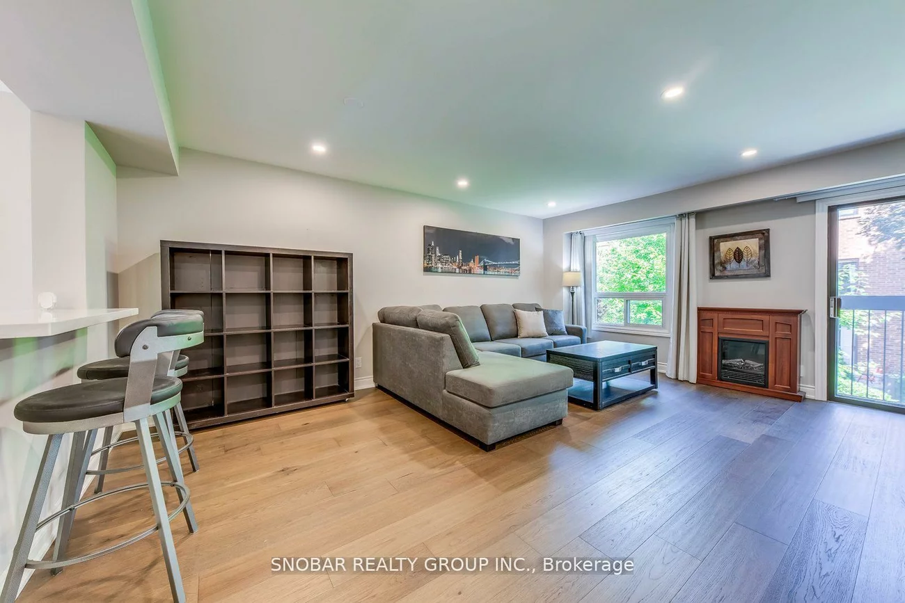 35, Maple Branch, Kingsview Village-The Westway, Toronto