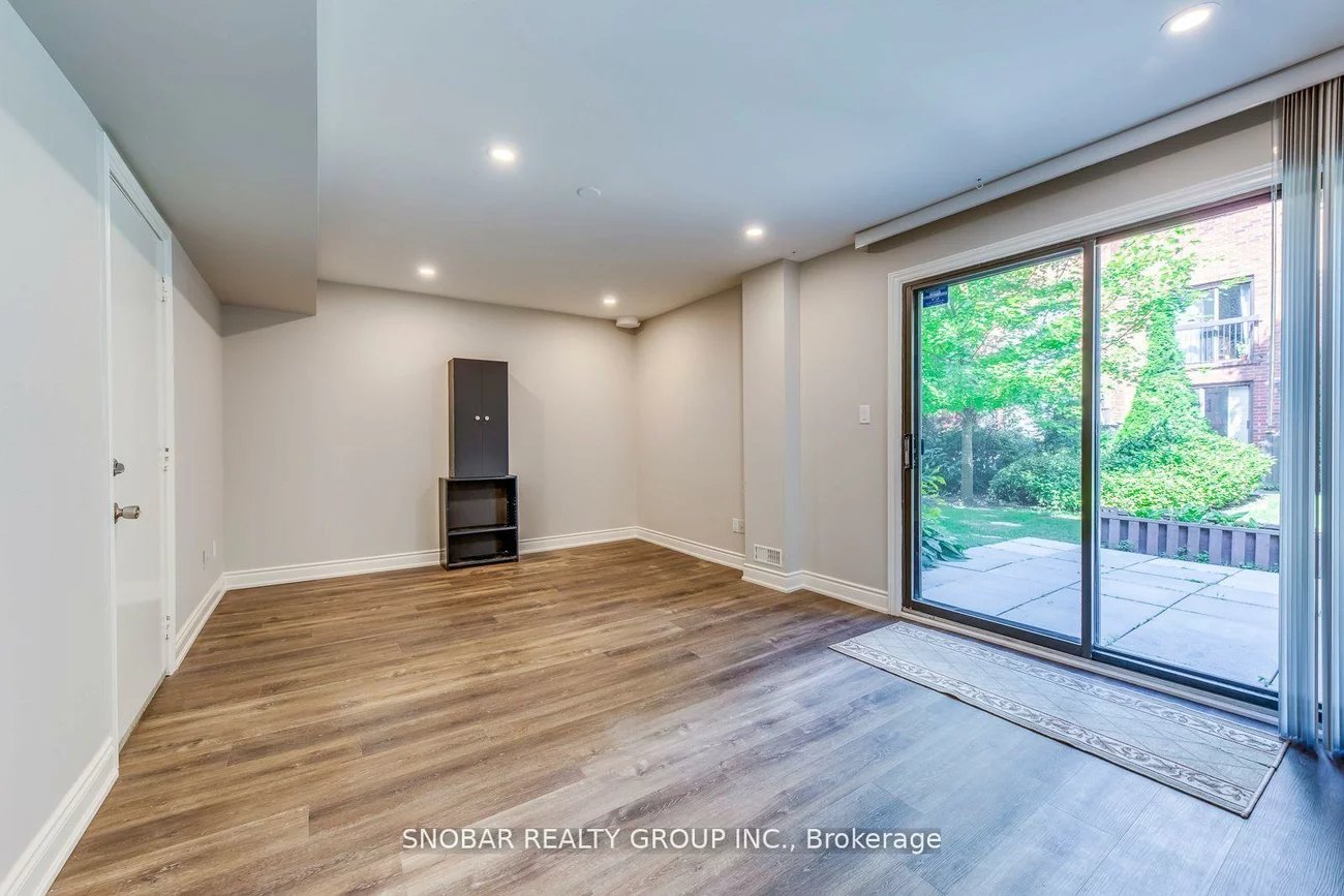 35, Maple Branch, Kingsview Village-The Westway, Toronto