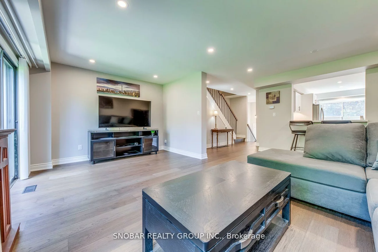 35, Maple Branch, Kingsview Village-The Westway, Toronto