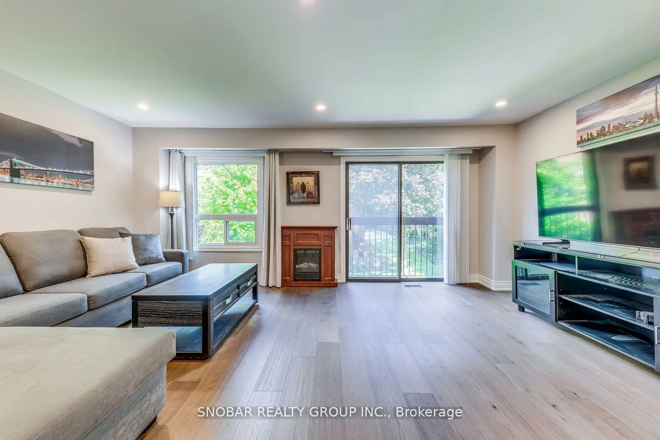 35, Maple Branch, Kingsview Village-The Westway, Toronto