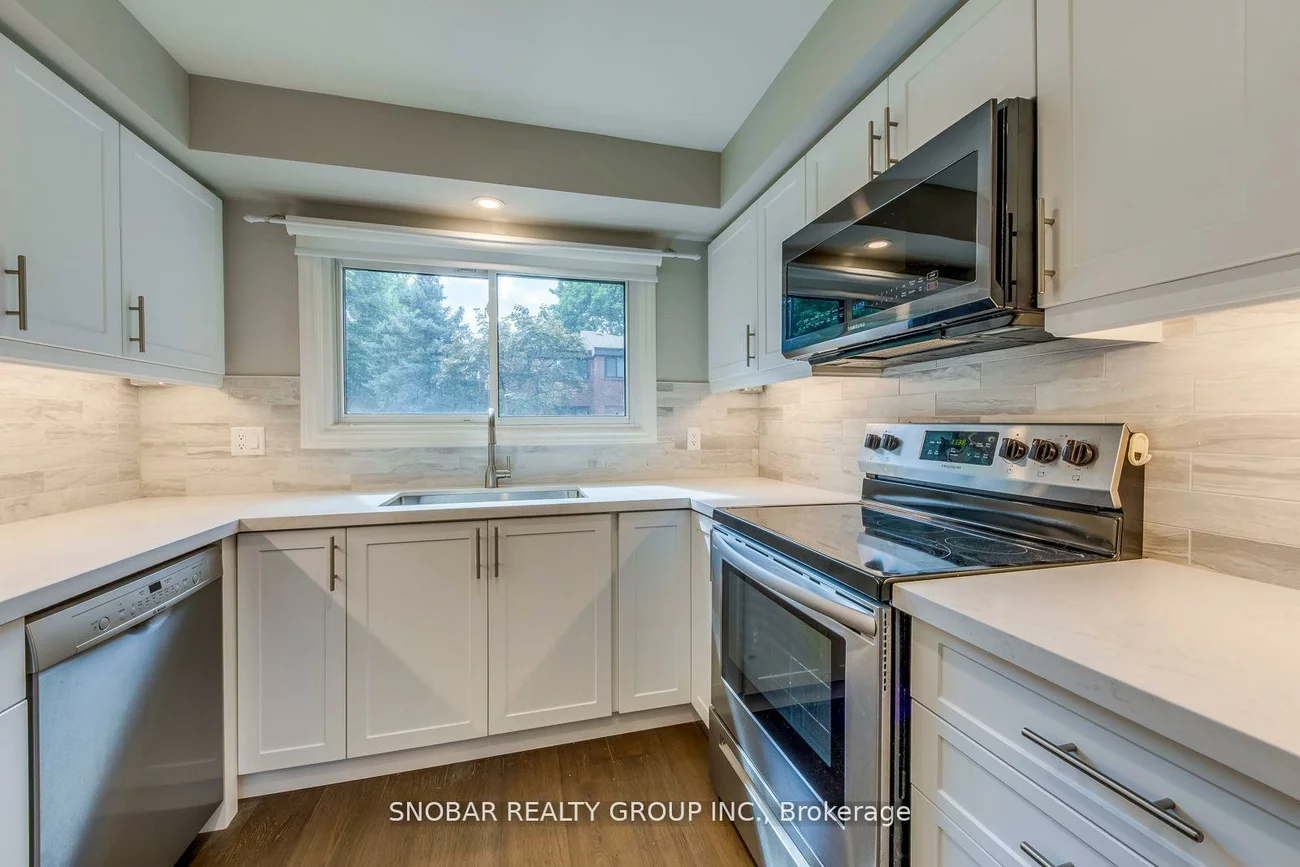 35, Maple Branch, Kingsview Village-The Westway, Toronto