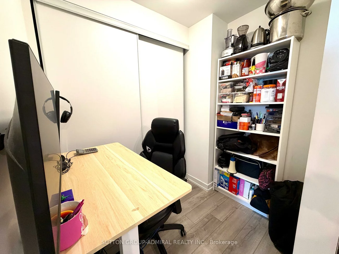 3100, Keele, Downsview-Roding-CFB, Toronto