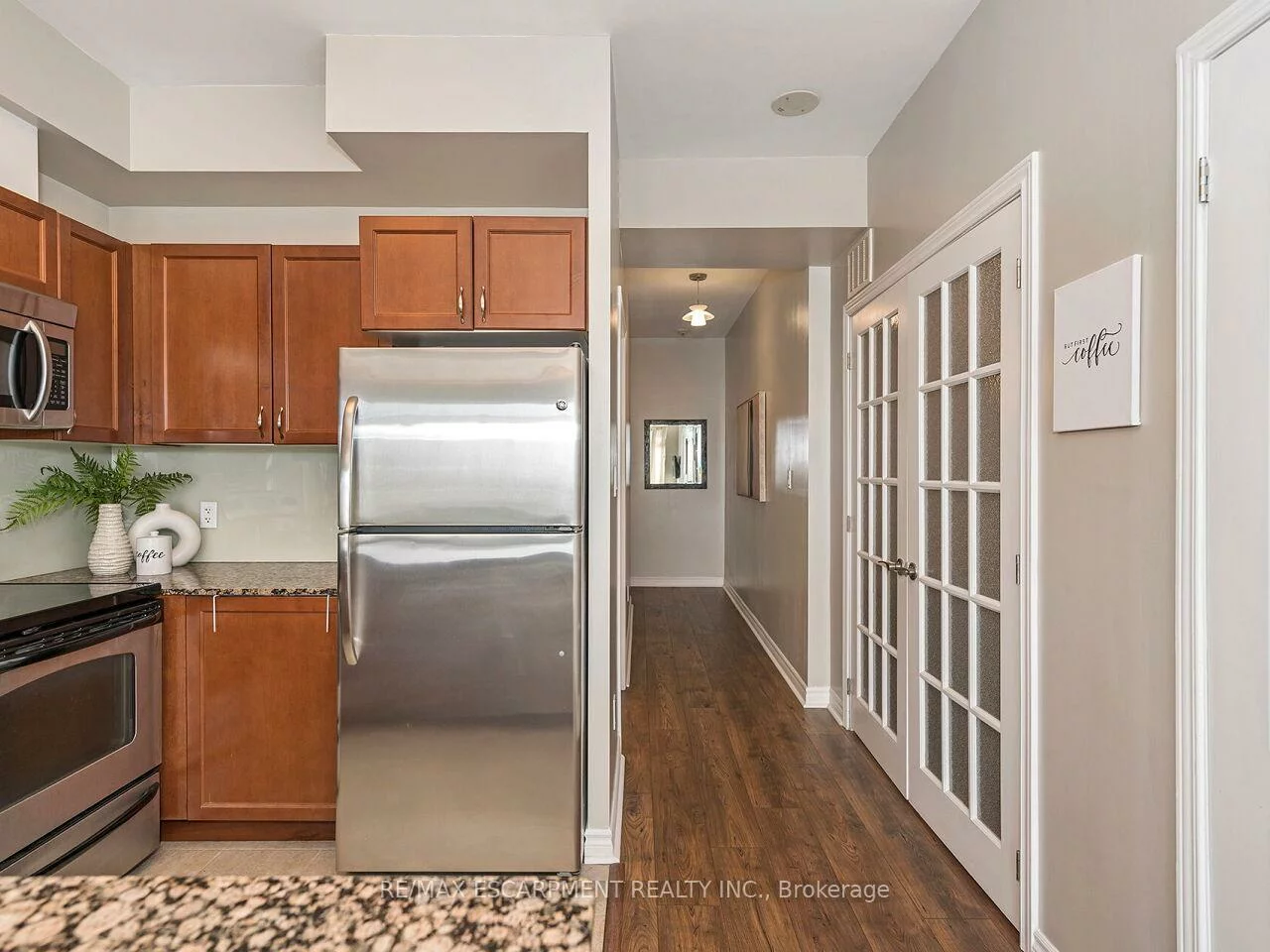 3865, Lake Shore, Long Branch, Toronto