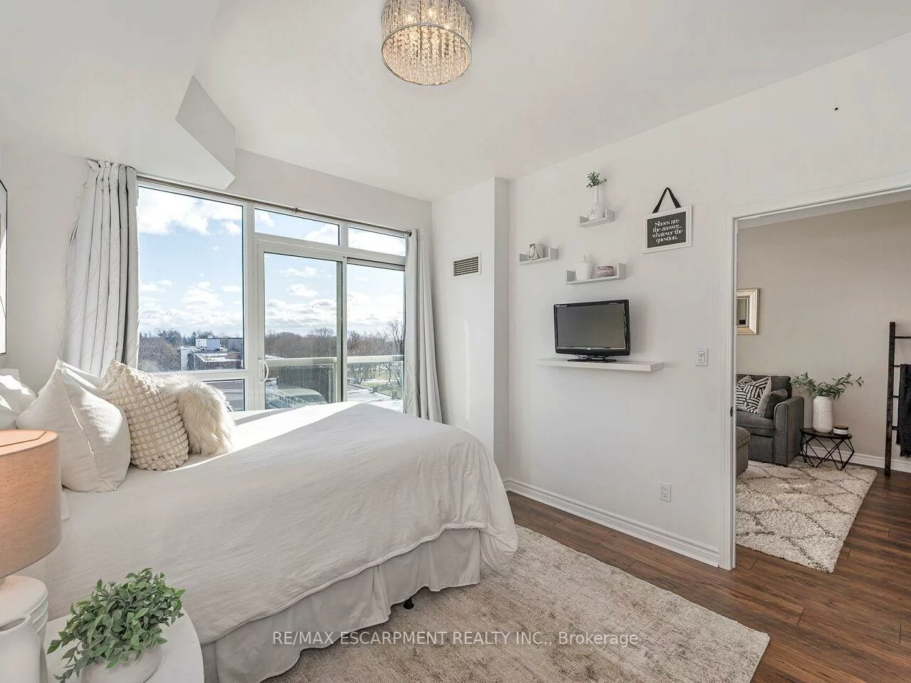 3865, Lake Shore, Long Branch, Toronto