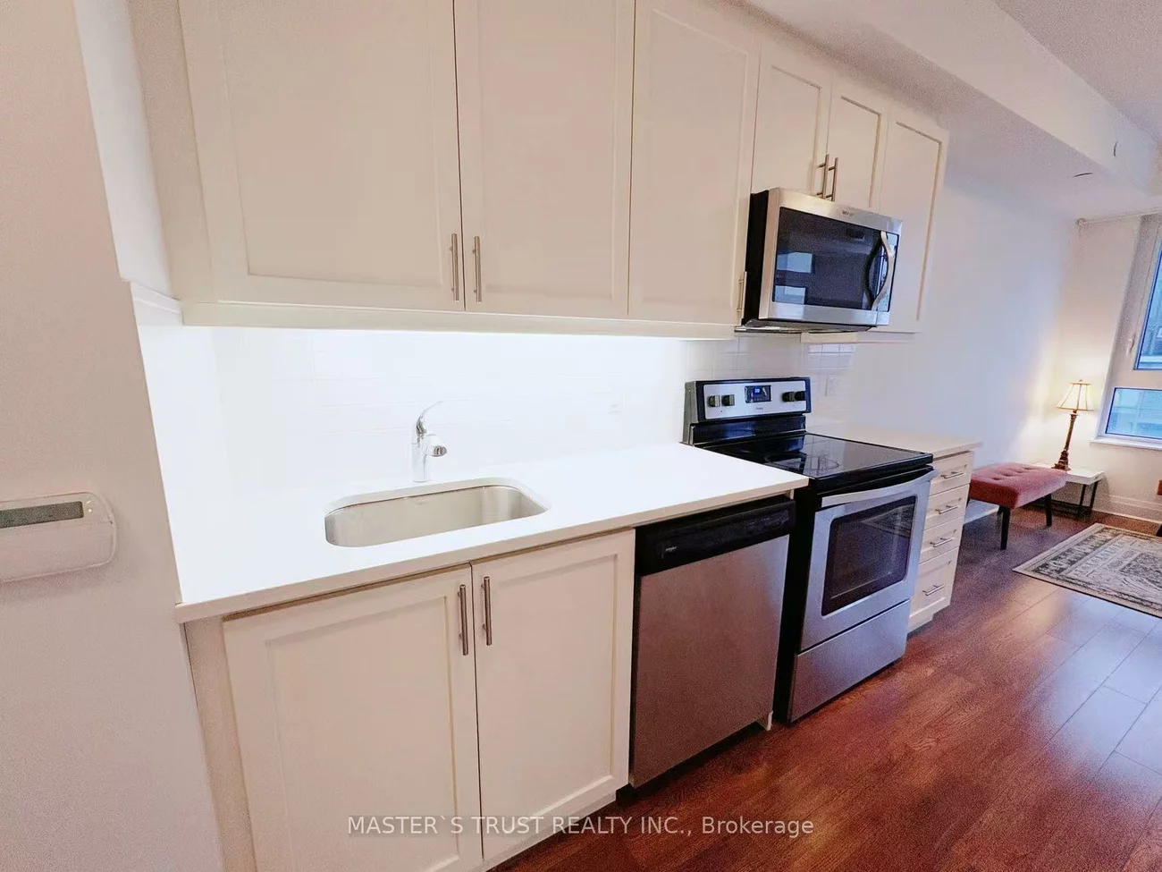 17, Zorra, Islington-City Centre West, Toronto