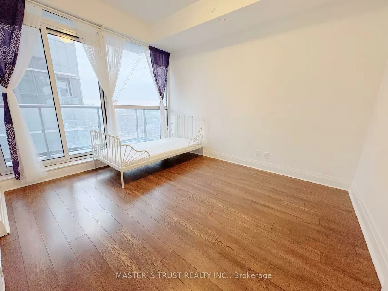 17, Zorra, Islington-City Centre West, Toronto