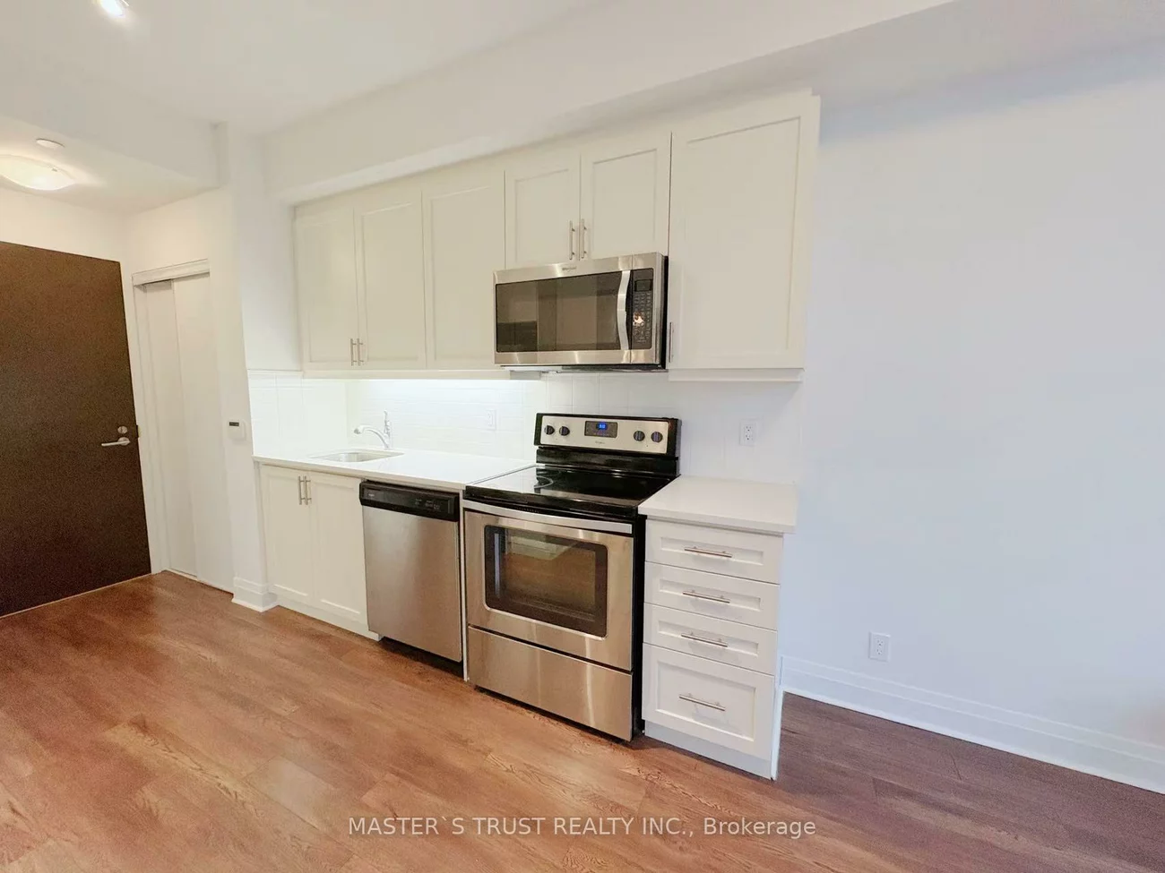 17, Zorra, Islington-City Centre West, Toronto