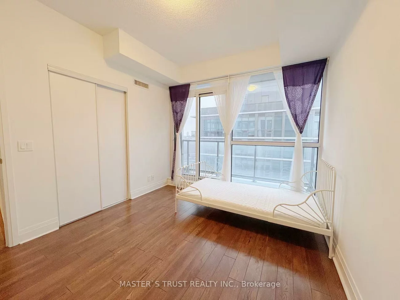 17, Zorra, Islington-City Centre West, Toronto