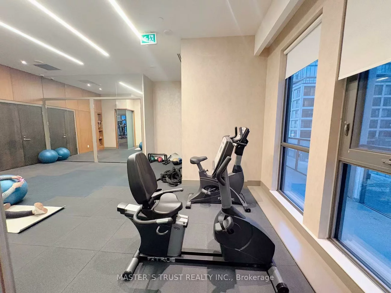 17, Zorra, Islington-City Centre West, Toronto