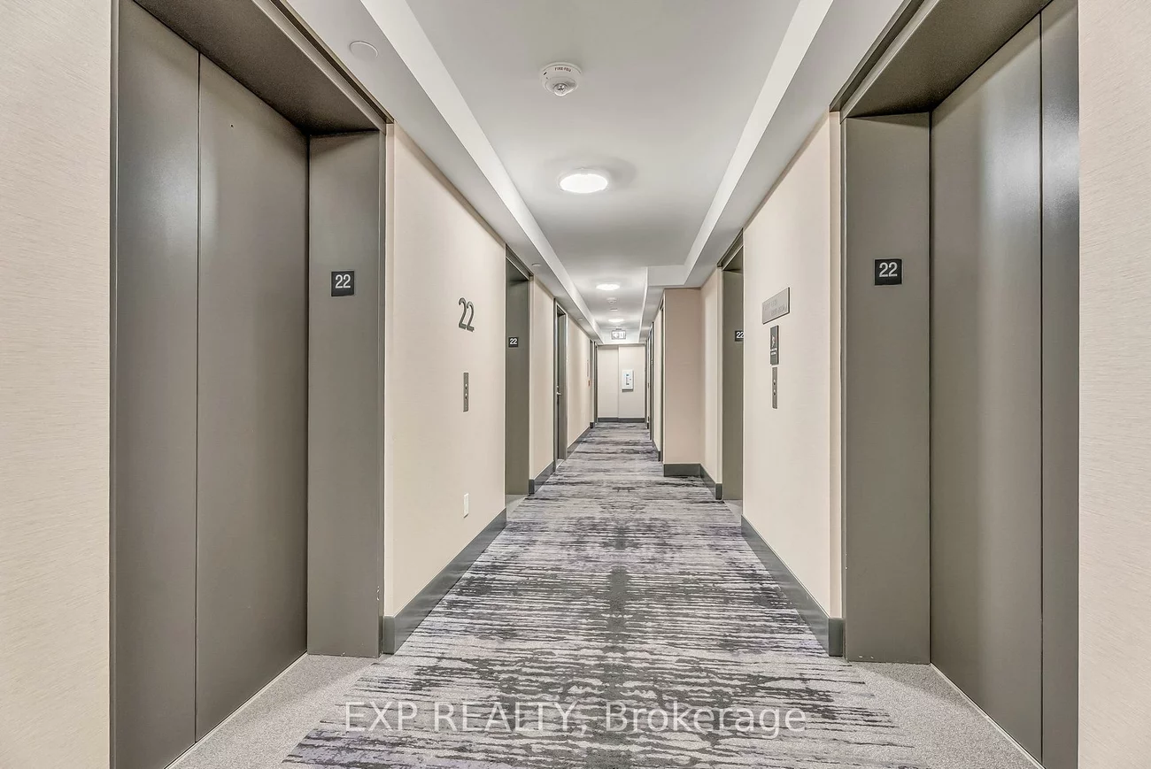 5, Mabelle, Islington-City Centre West, Toronto