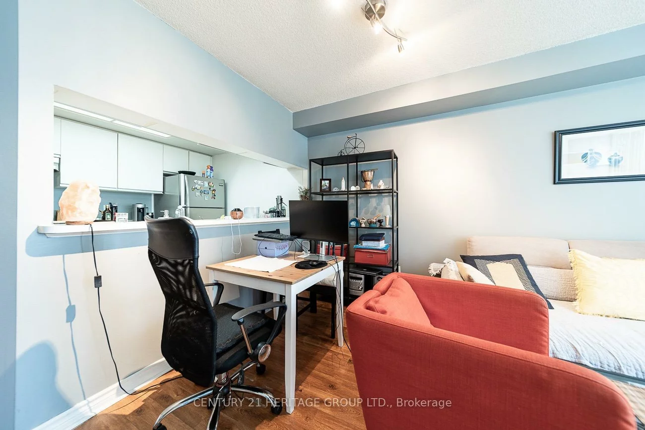 101, Subway, Islington-City Centre West, Toronto