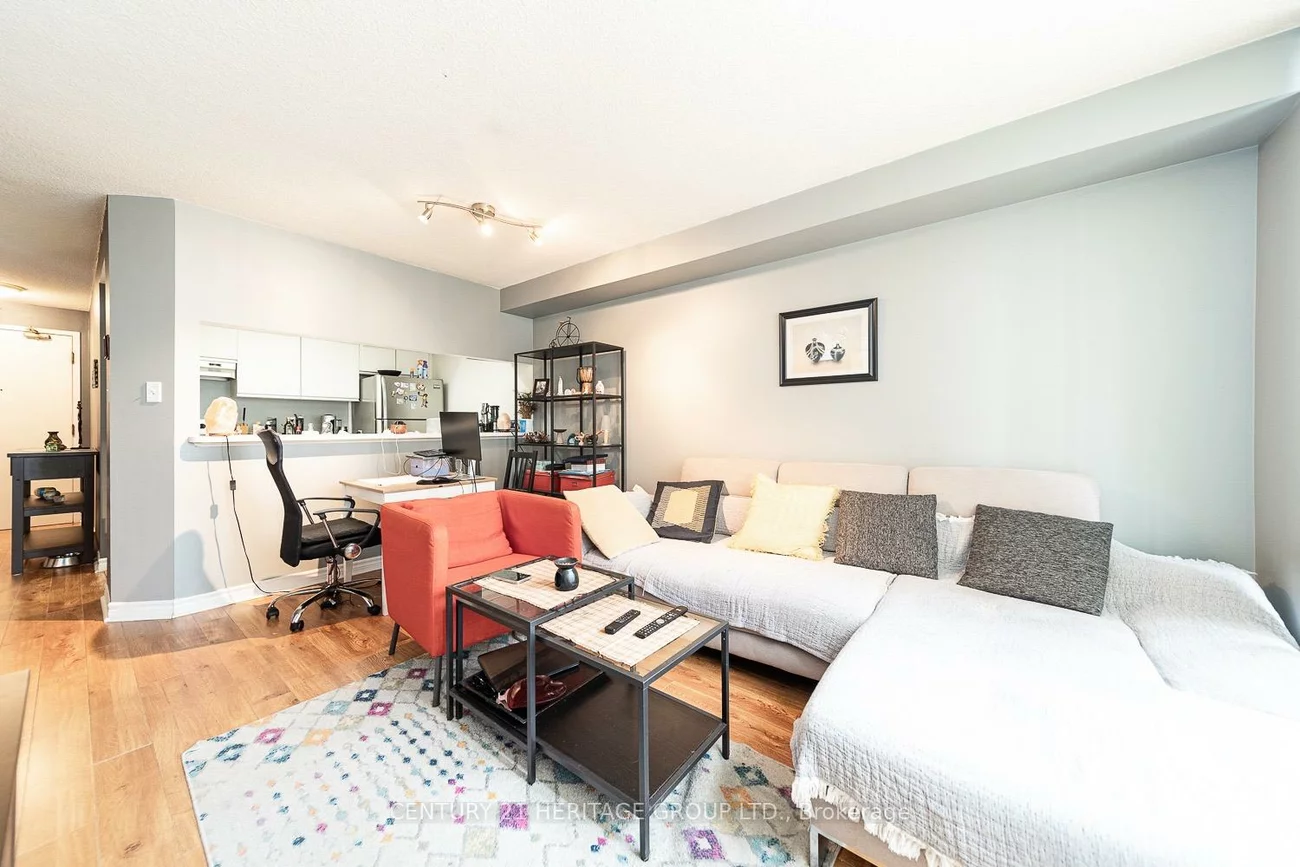 101, Subway, Islington-City Centre West, Toronto