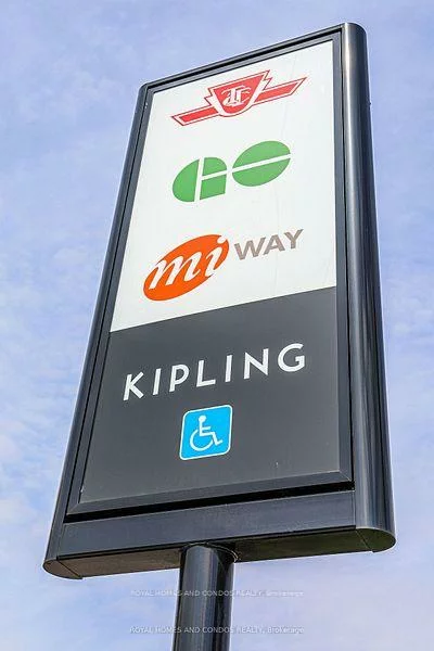 30, Samuel Wood, Islington-City Centre West, Toronto