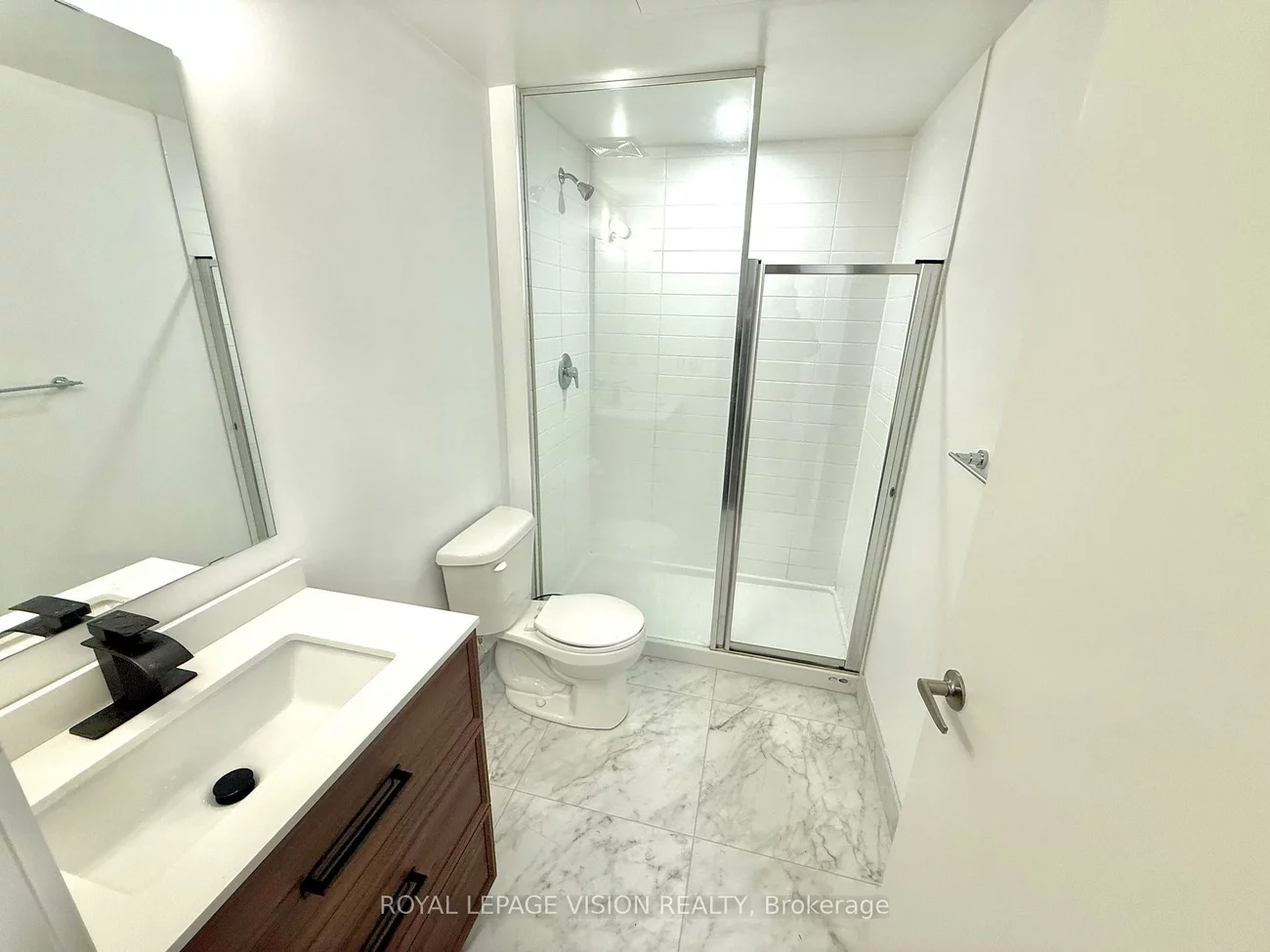 130, Canon Jackson, Beechborough-Greenbrook, Toronto