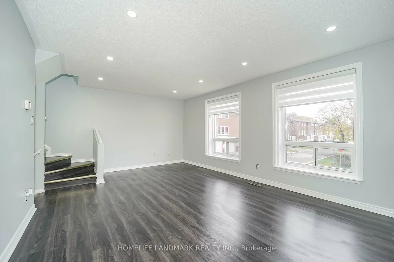 6452, Finch, Mount Olive-Silverstone-Jamestown, Toronto
