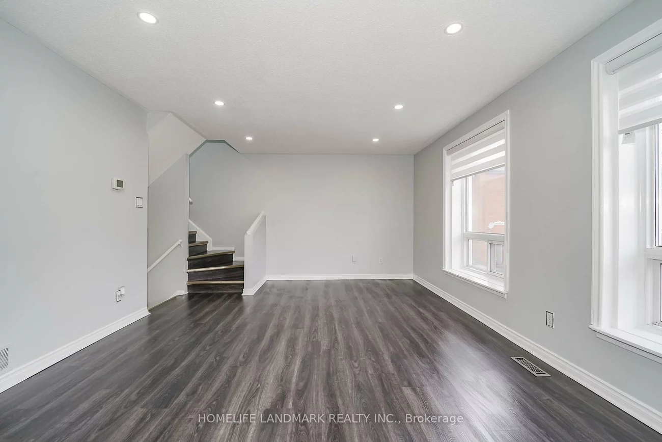 6452, Finch, Mount Olive-Silverstone-Jamestown, Toronto