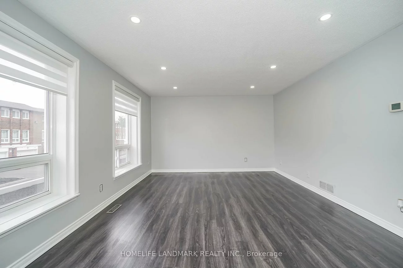 6452, Finch, Mount Olive-Silverstone-Jamestown, Toronto