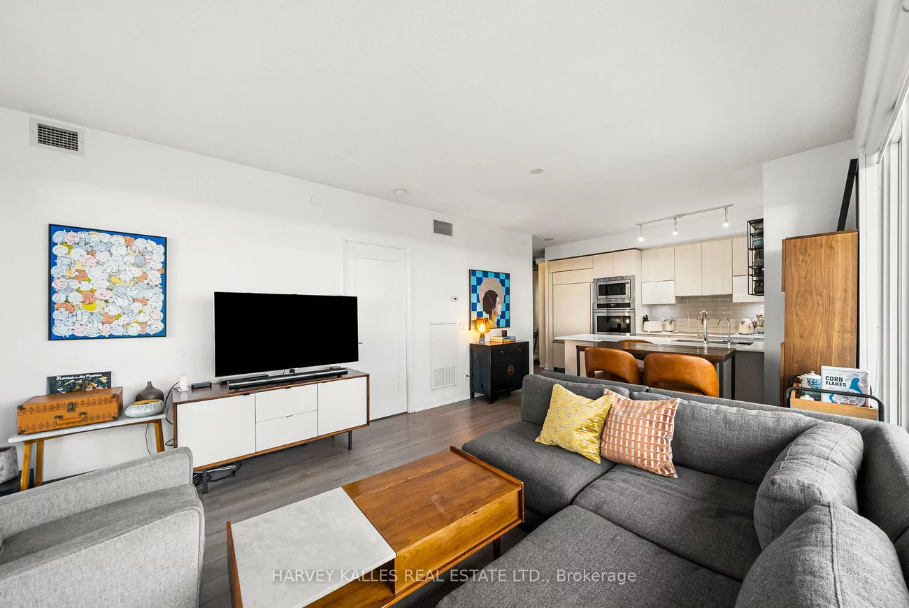 56, Annie Craig, Mimico, Toronto