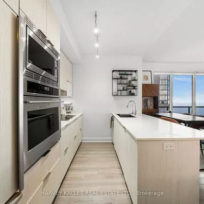 56, Annie Craig, Mimico, Toronto