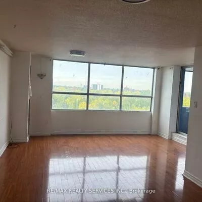 40, Panorama, Mount Olive-Silverstone-Jamestown, Toronto