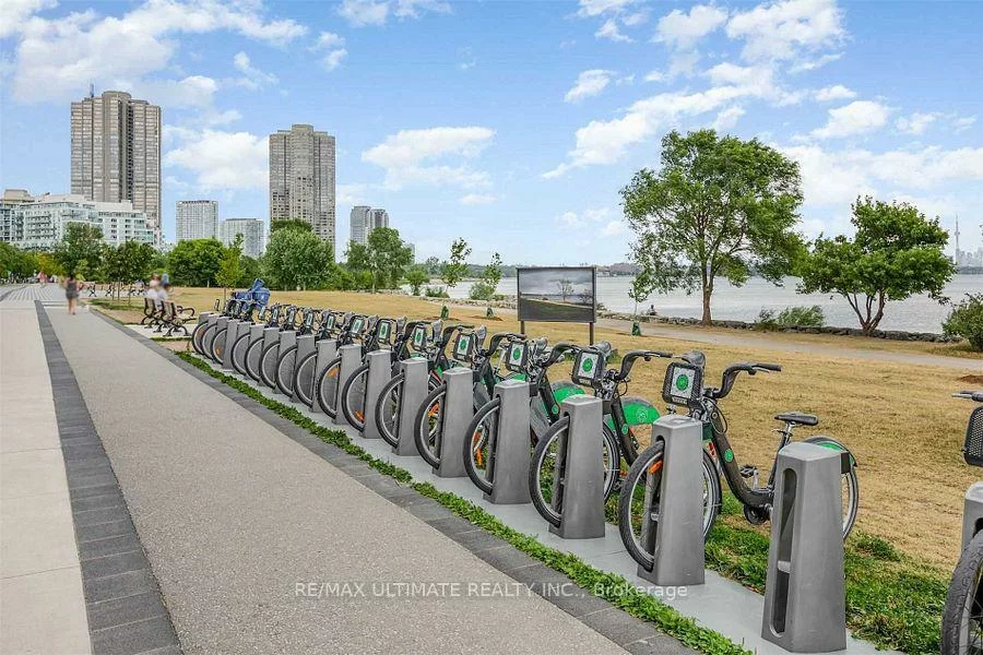 56, Annie Craig, Mimico, Toronto