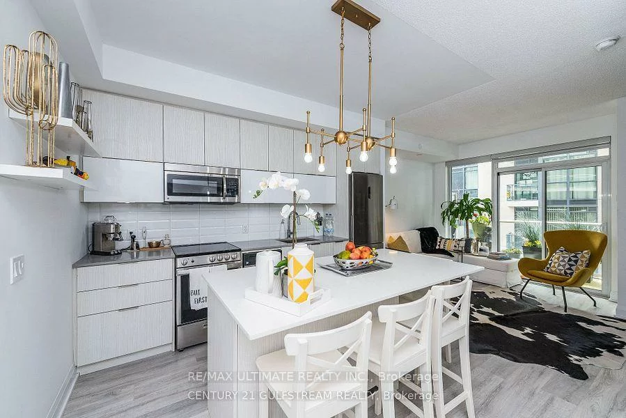 56, Annie Craig, Mimico, Toronto