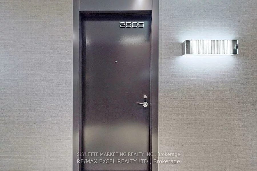 9, Valhalla Inn, Islington-City Centre West, Toronto