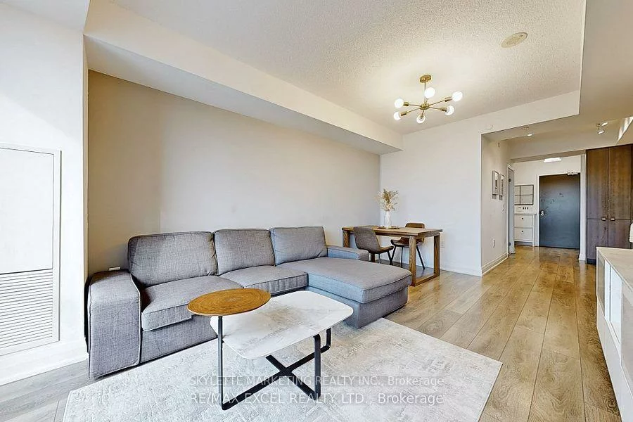 9, Valhalla Inn, Islington-City Centre West, Toronto