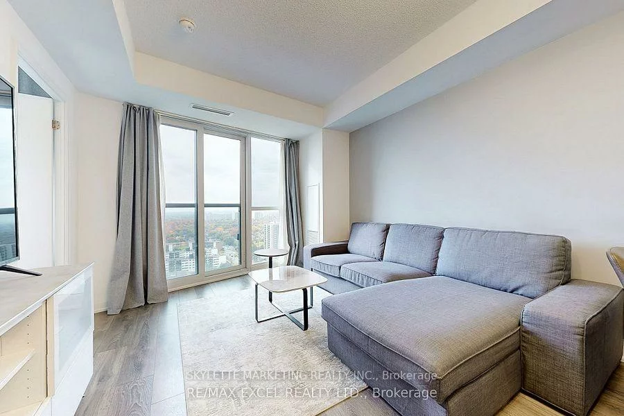 9, Valhalla Inn, Islington-City Centre West, Toronto