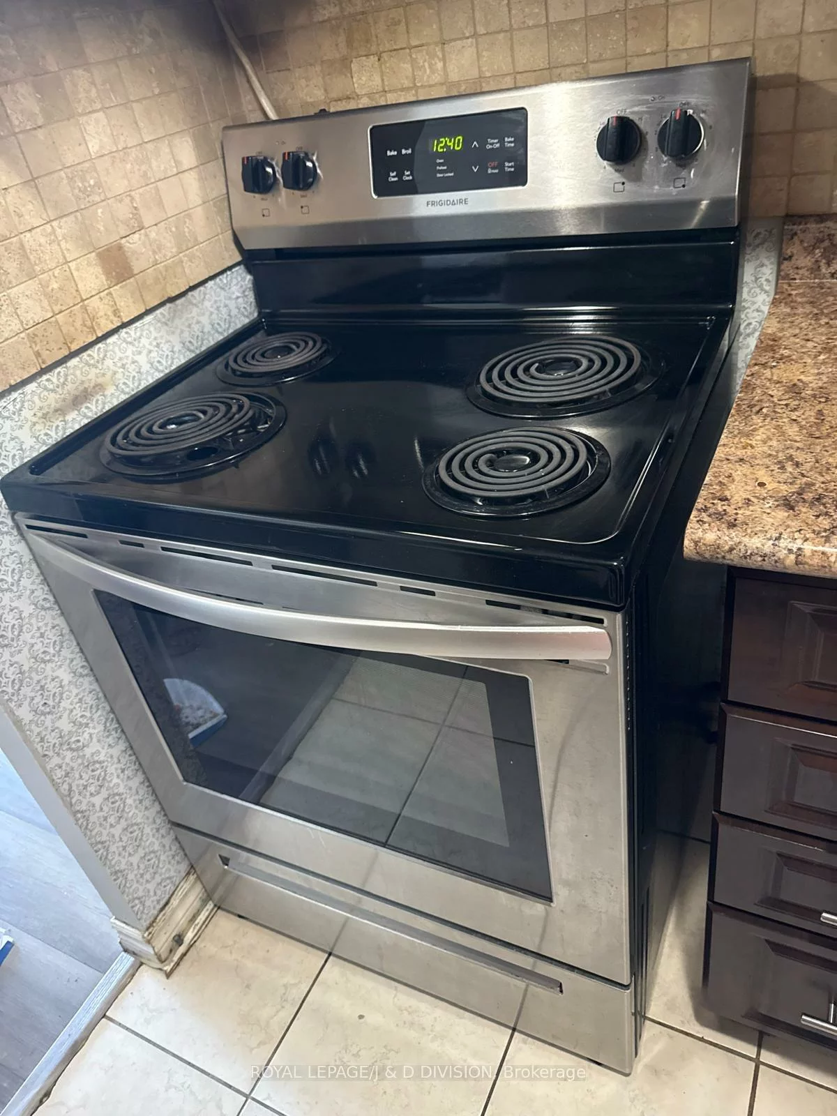 10, Tobermory, Black Creek, Toronto