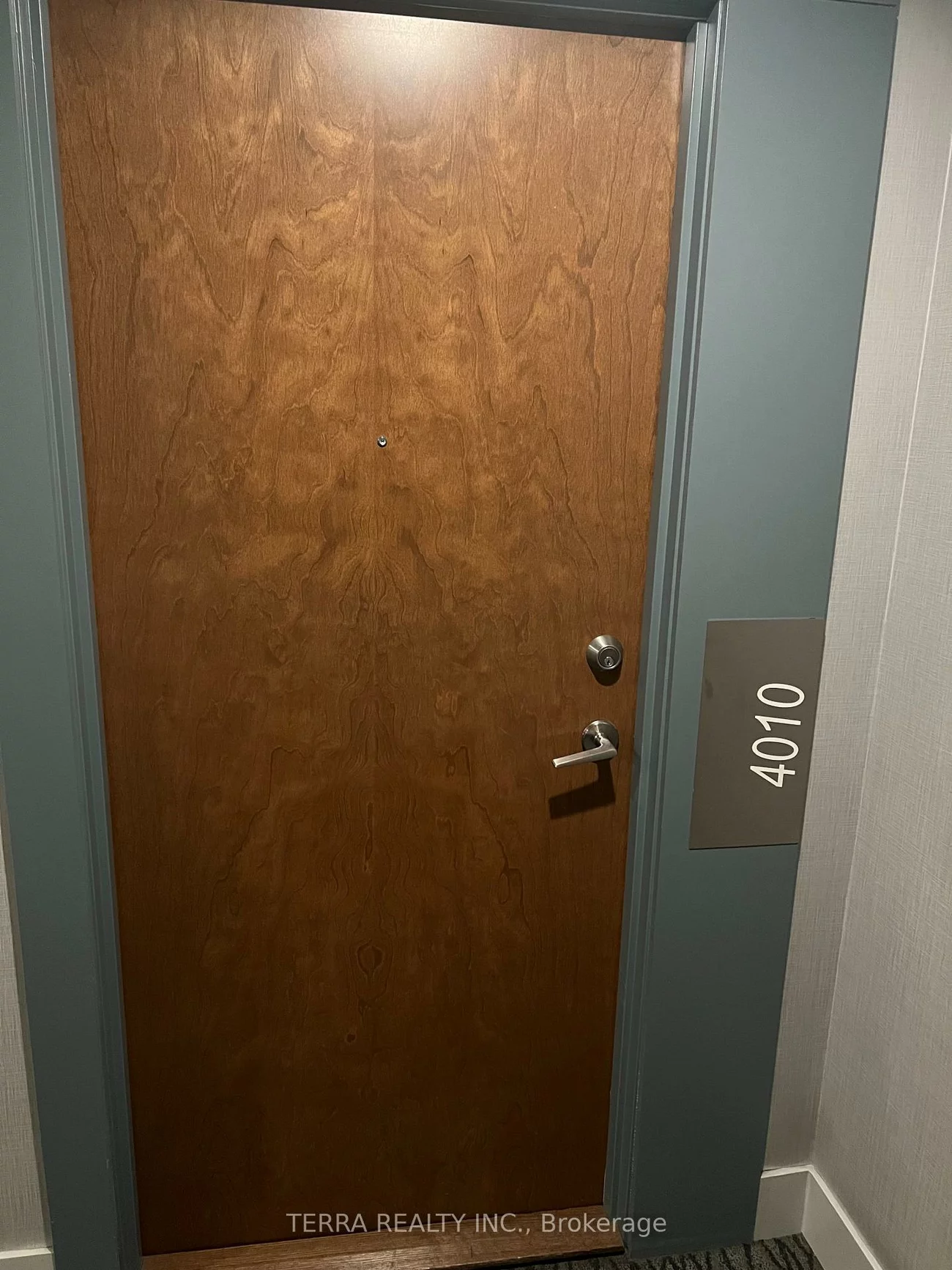 2212, Lakeshore, Mimico, Toronto