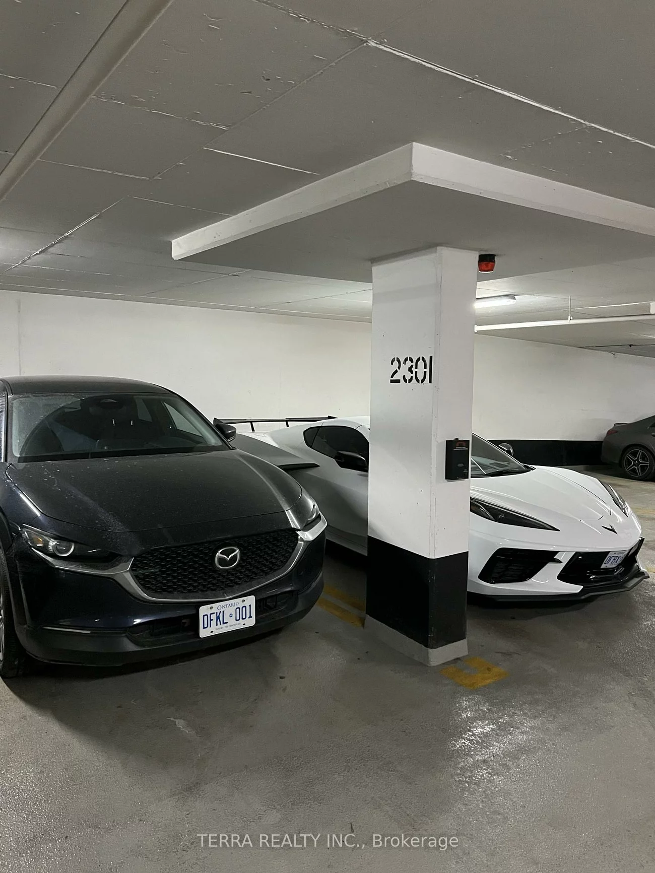 2212, Lakeshore, Mimico, Toronto