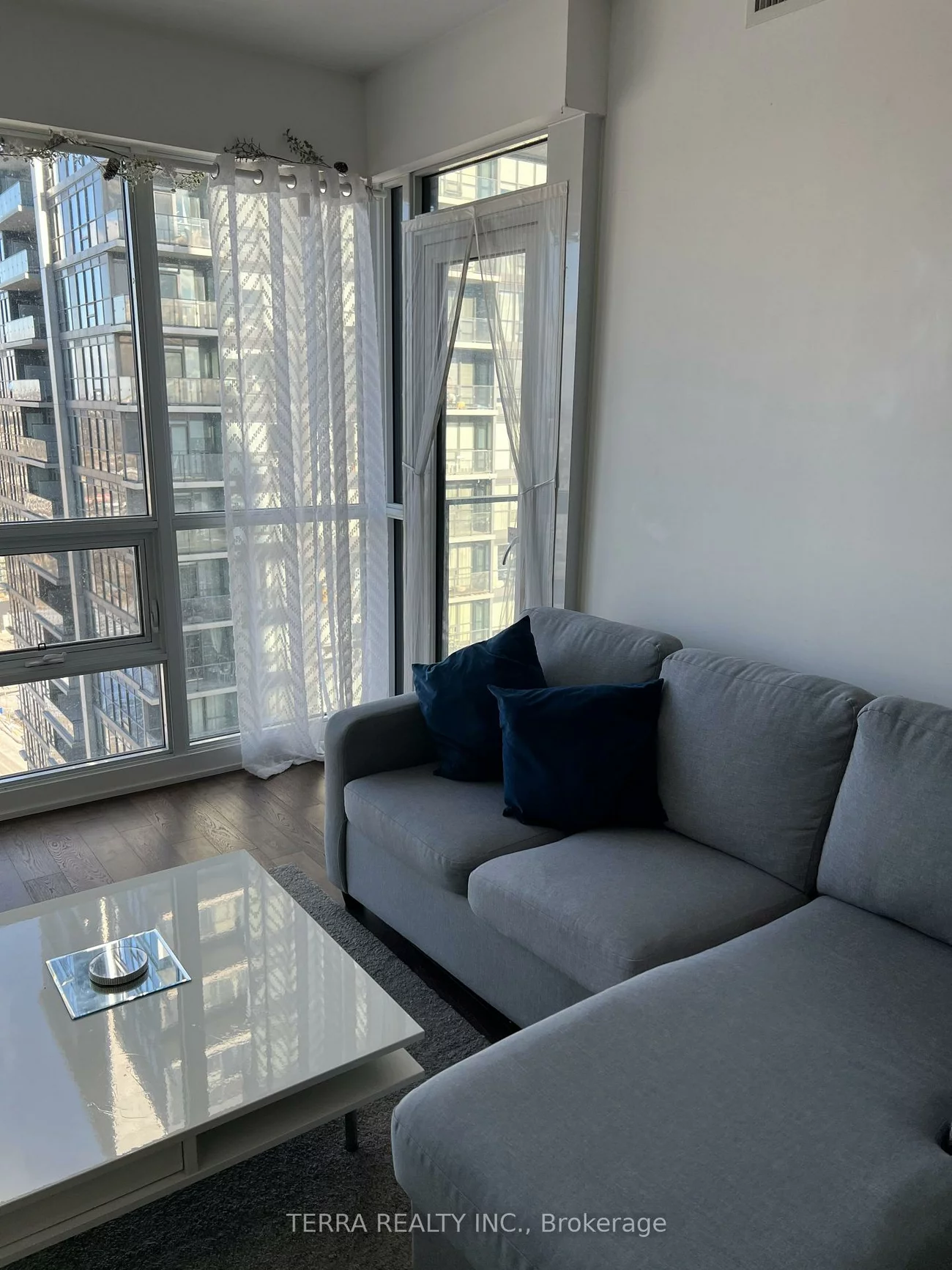 2212, Lakeshore, Mimico, Toronto