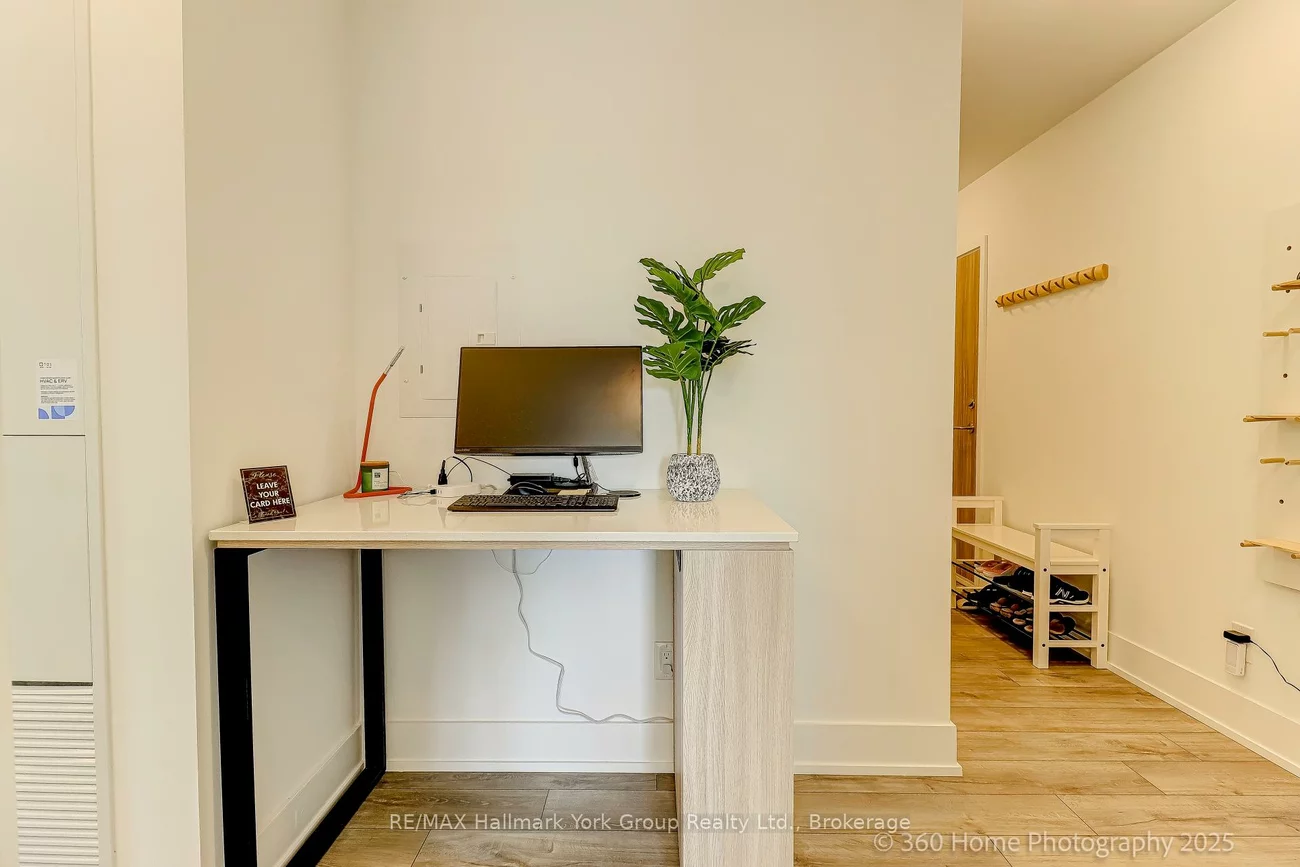 3100, Keele, Downsview-Roding-CFB, Toronto