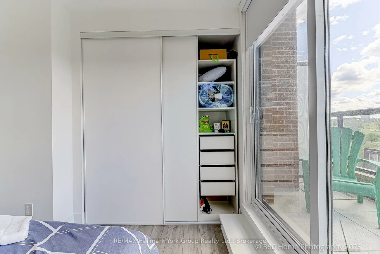 3100, Keele, Downsview-Roding-CFB, Toronto