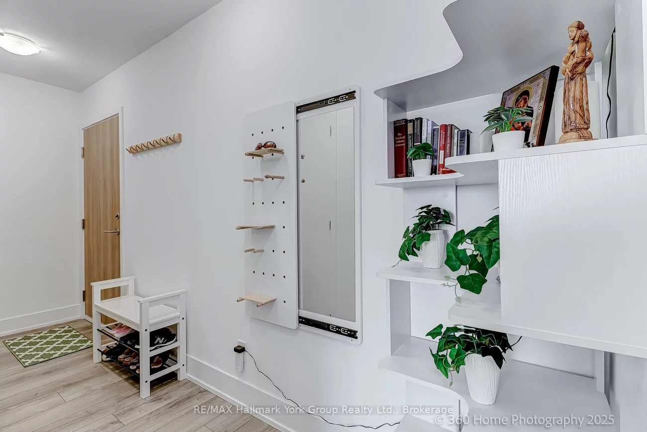 3100, Keele, Downsview-Roding-CFB, Toronto