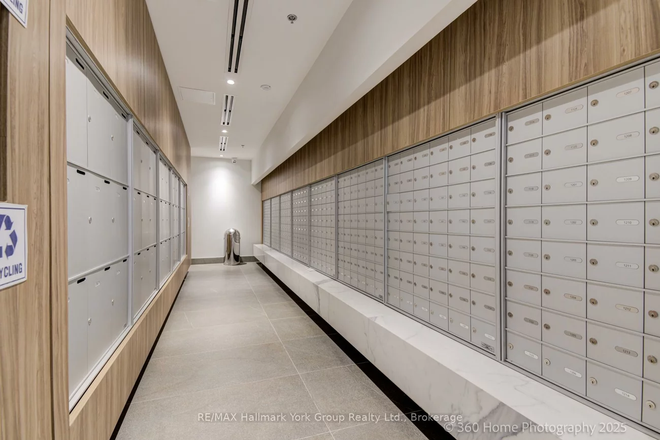 3100, Keele, Downsview-Roding-CFB, Toronto