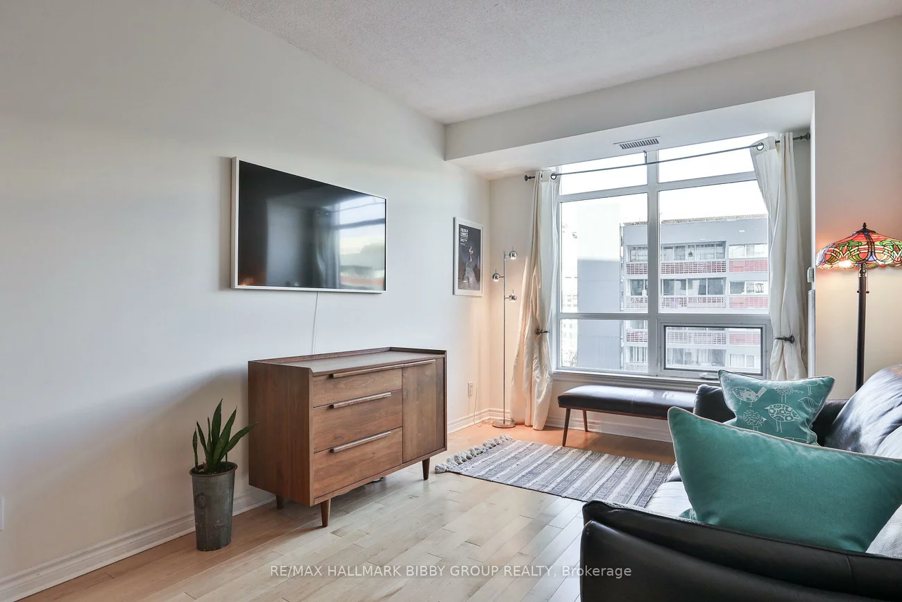 1135, Royal York, Edenbridge-Humber Valley, Toronto