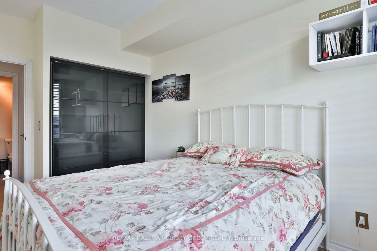 1135, Royal York, Edenbridge-Humber Valley, Toronto