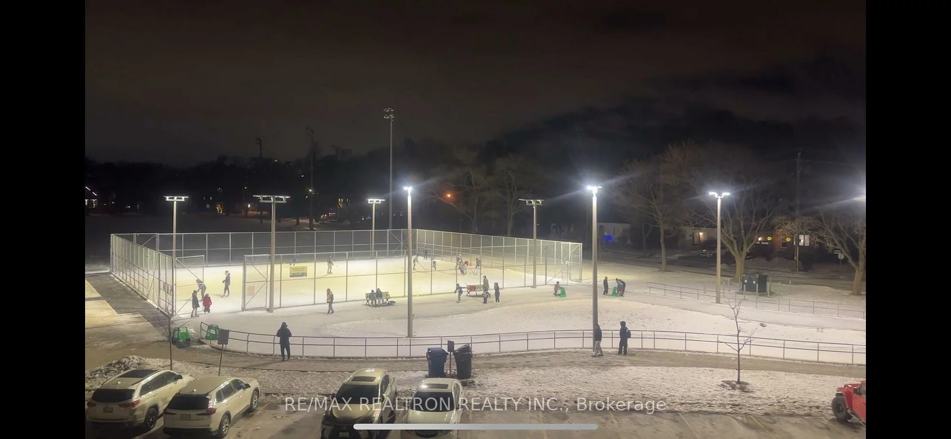 7, Smith, Stonegate-Queensway, Toronto