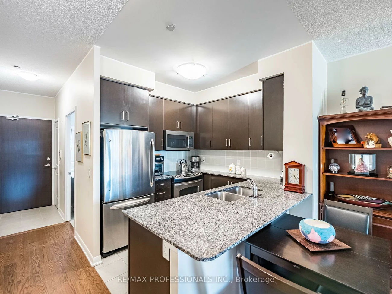 205, Sherway Gardens, Islington-City Centre West, Toronto