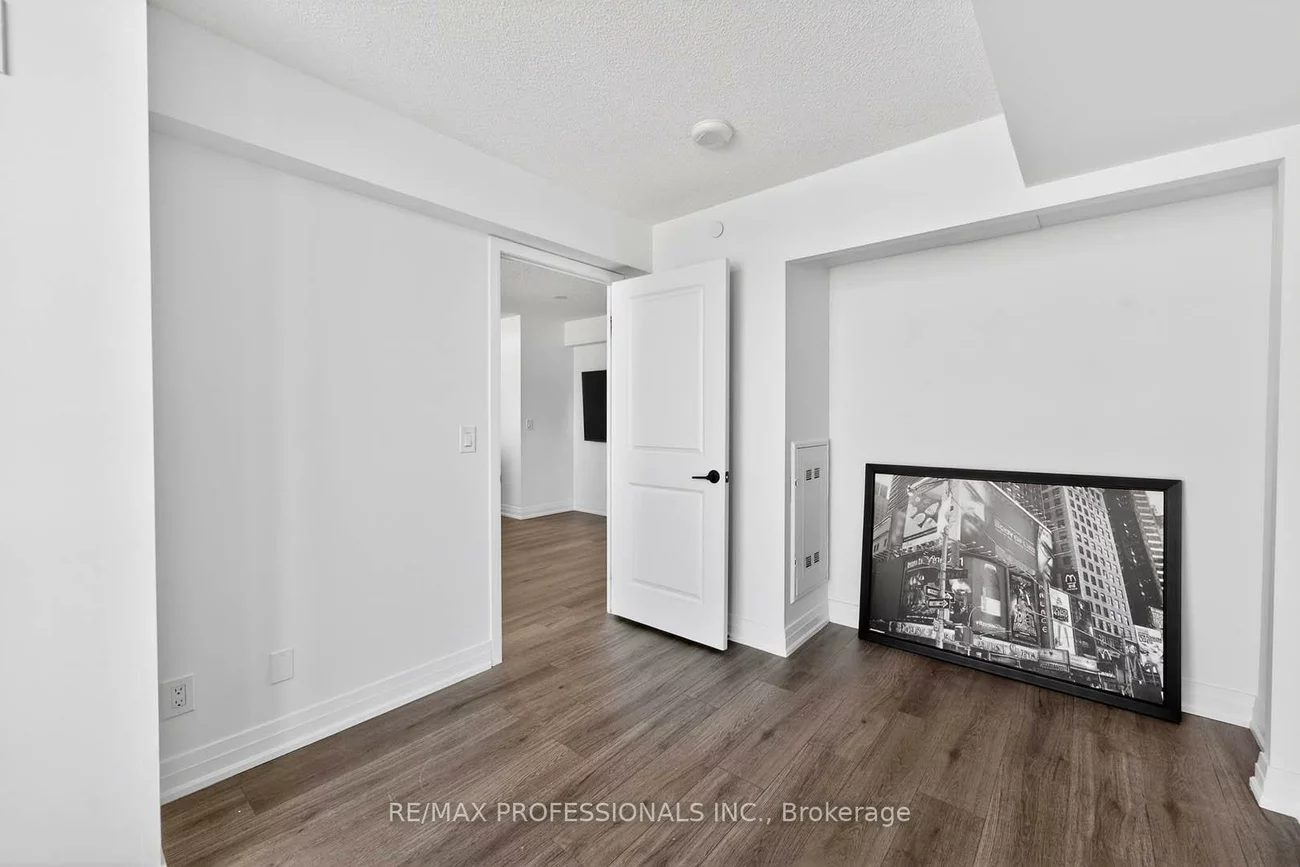 215, Sherway Gardens, Islington-City Centre West, Toronto