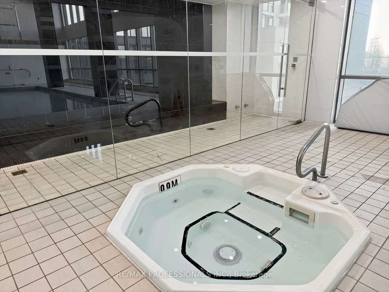 215, Sherway Gardens, Islington-City Centre West, Toronto